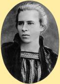 Lesja Ukrainka's photo in 1896 in oval.