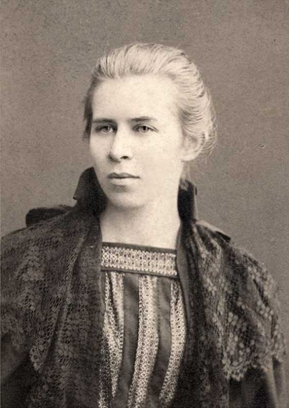 Леся Украинка. Фото 1896 г.