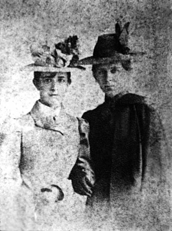 Lesja Ukrainka's photo with her sister…
