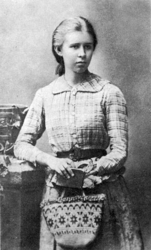 Леся Українка. Фото 1888 р. (2)