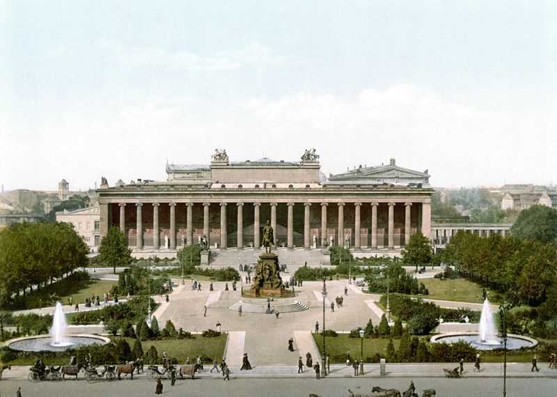 The building of the Altes Museum in…