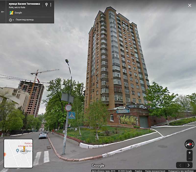 Apartment building on the Vasyl…